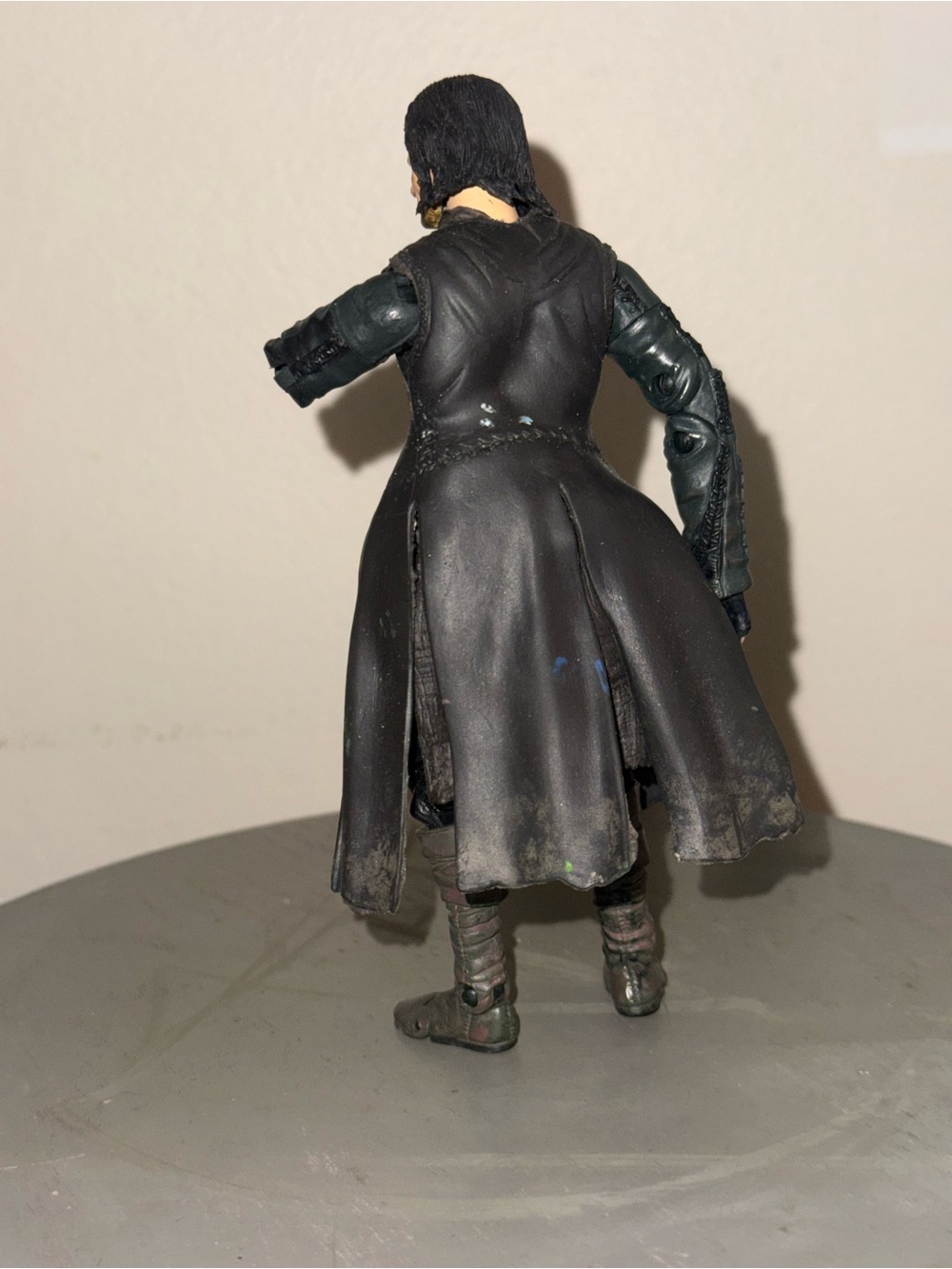 ToyBiz 6-inch Lord of the Rings Aragorn action figure from 2001 - Picture 3 of 6